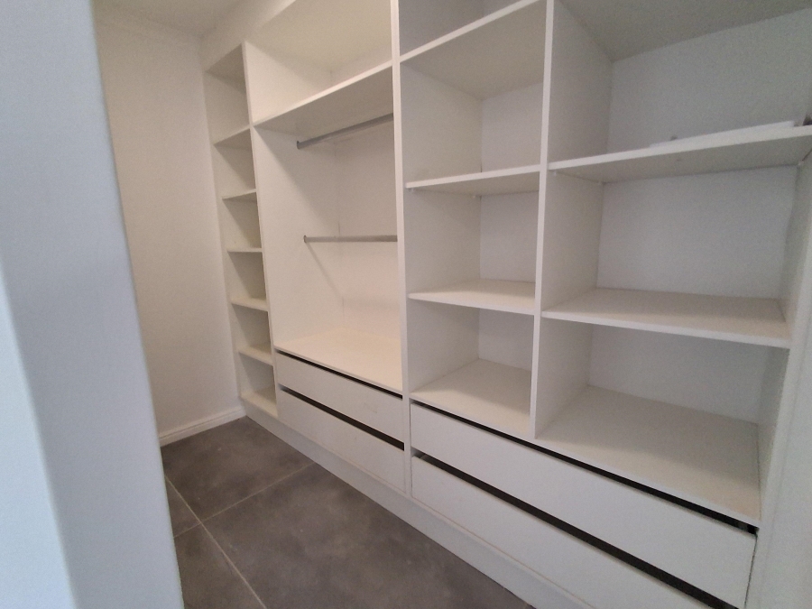 To Let 1 Bedroom Property for Rent in Stellenberg Western Cape